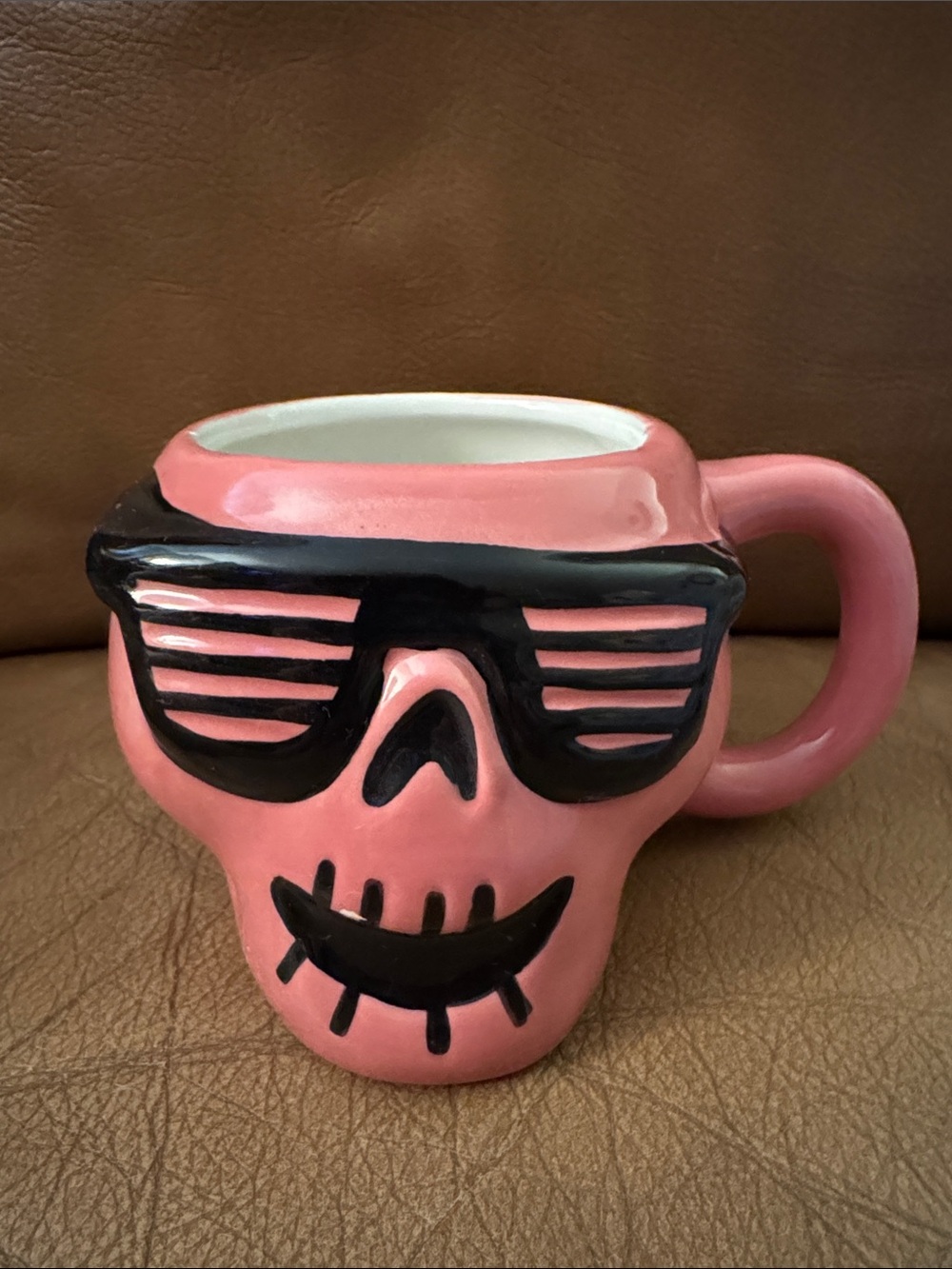 Hyde and Eek! Boutique Pink Skull Mug Shutter Sunglasses Earthenware 2024